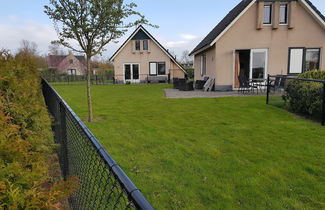 Photo 1 - Nice Holiday Home with Sauna & Hot Tub near Wadden Sea