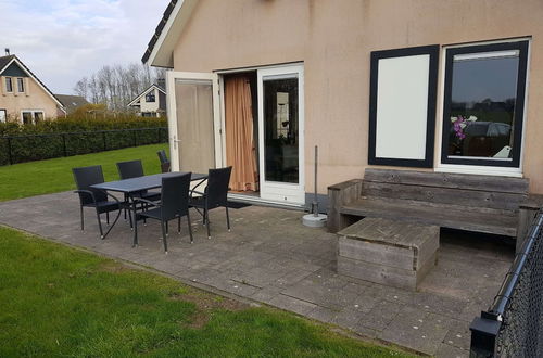 Foto 13 - Nice Holiday Home with Sauna & Hot Tub near Wadden Sea