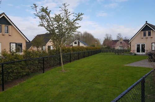 Photo 33 - Nice Holiday Home with Sauna & Hot Tub near Wadden Sea