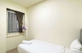 Foto 2 - Cozy Living And Strategic 2Br At Meikarta Apartment