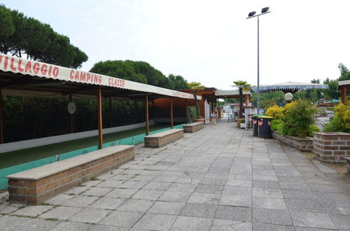 Photo 18 - Nice Chalet with Terrace near Sea