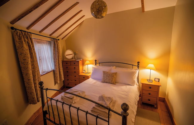 All Seasons Cottage Breaks - Photo 16