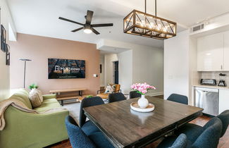 Photo 2 - NOLA's Finest 4-Bedroom Luxury Condo