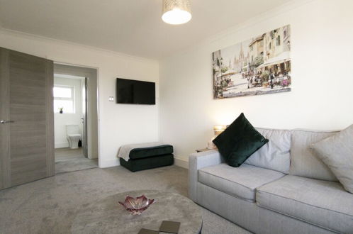 Photo 12 - Port Eynon Suite - 1 Bed - Ocean Breeze