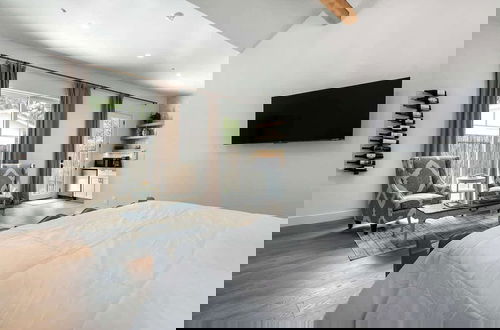 Photo 2 - The Stables Suite One