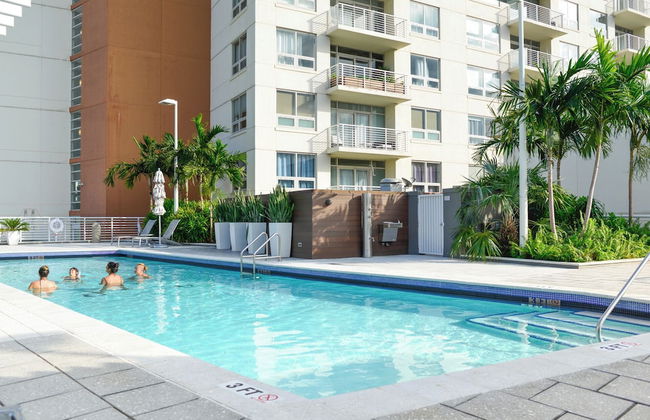 Quiet & central Apt in Midtown Miami - Photo 16