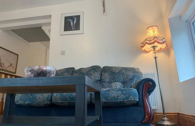 One Lovely Apartmt 1 Double & 2 Camp Beds - Foto 2