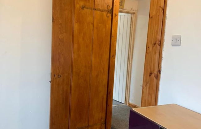 One Lovely Apartmt 1 Double & 2 Camp Beds - Foto 14