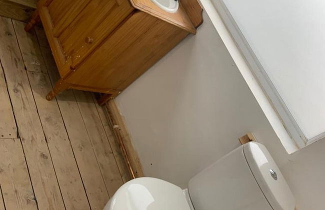 One Lovely Apartmt 1 Double & 2 Camp Beds - Foto 5