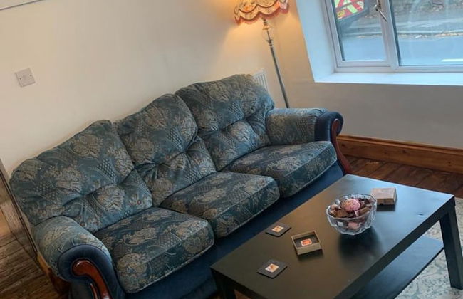 One Lovely Apartmt 1 Double & 2 Camp Beds - Foto 3