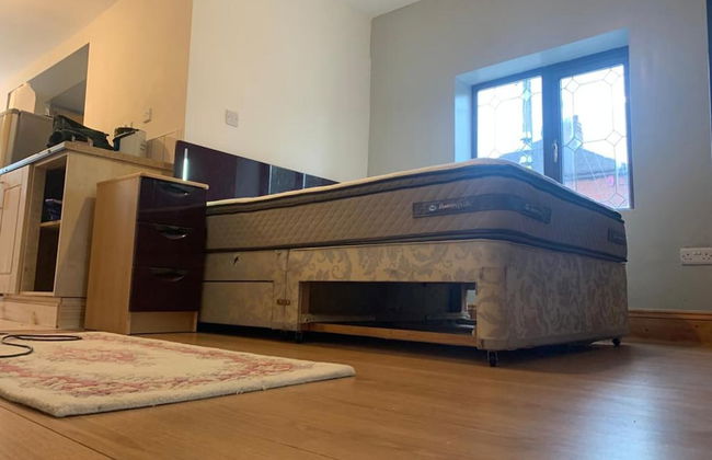 One Lovely Apartmt 1 Double & 2 Camp Beds - Foto 1