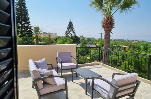 Photo 32 - Impeccable 3-bed Villa in Tala - Paphos