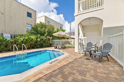 Photo 17 - Large Family Condo Close to the Beach With Pool