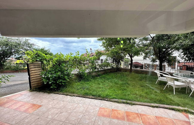 Peaceful Villa With Perfect View in the City Center - Photo 17