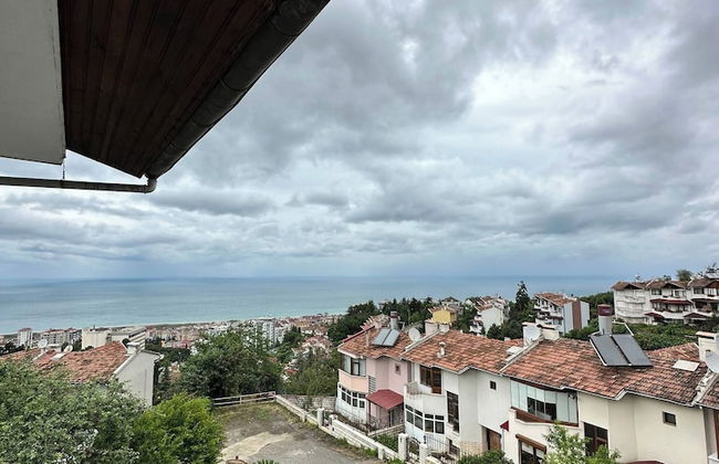 Peaceful Villa With Perfect View in the City Center - Photo 22