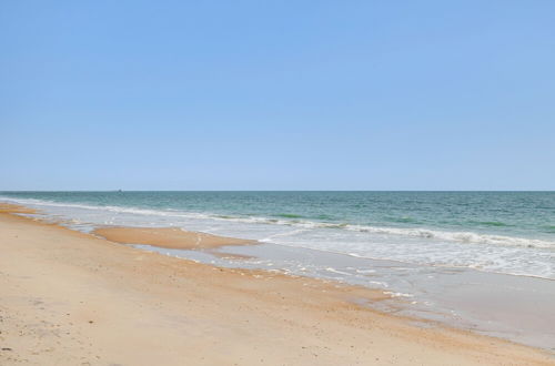 Photo 22 - Breezy Oceanfront Condo w/ Lanai, Steps to Beach