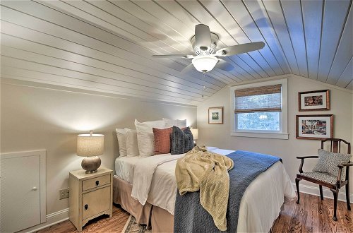 Foto 19 - Lush Mirror Lake Cottage Rental w/ Private Deck