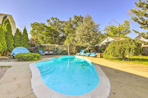 Photo 10 - New Haven Gem w/ Private Pool, Walk to Beach