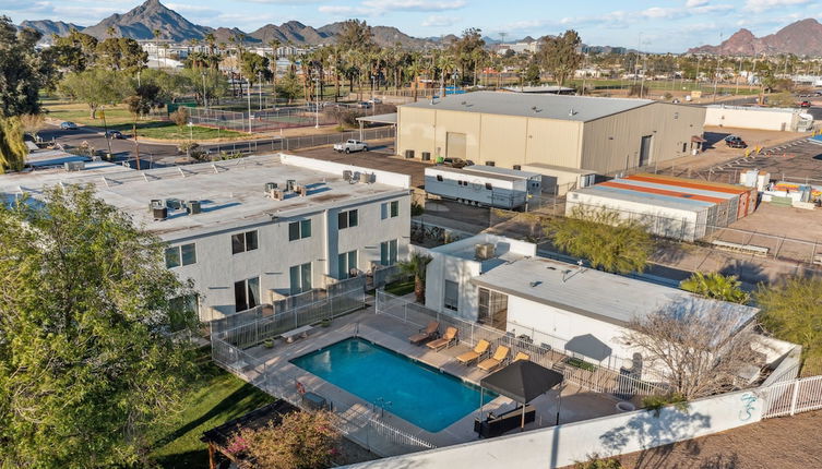 Photo 1 - Refreshing Studio in H2O Complex w Pool