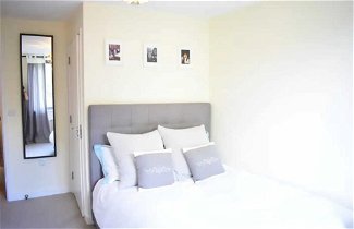 Foto 1 - Lovely 2BD Flat With Balcony - Finsbury Park