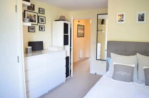 Photo 8 - Lovely 2BD Flat With Balcony - Finsbury Park