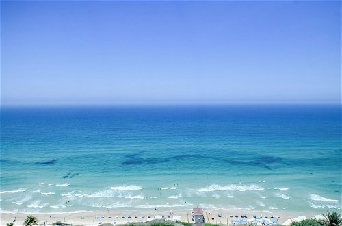 Foto 51 - Netanya Panoramic Sea-View 4BR Apartment