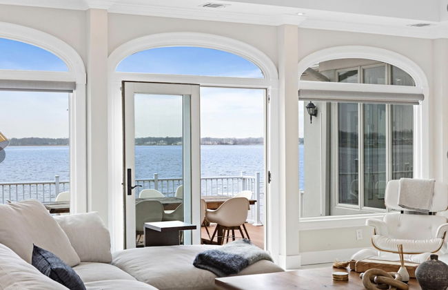 Monmouth Beach 4BR Villa on the Water - Foto 63