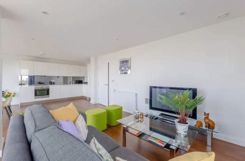 Photo 16 - 2BD Flat Overlooking the River Thames! - Greenwich