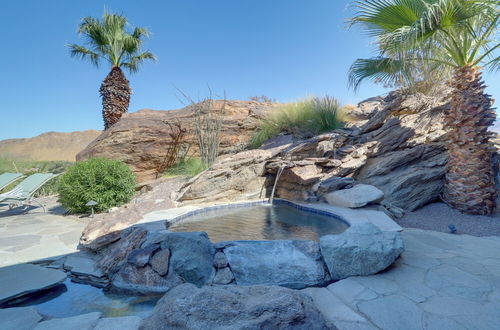 Foto 3 - Palm Springs Retreat w/ Private Pool & Jacuzzi