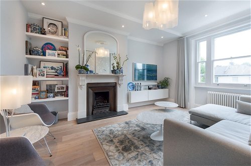 Photo 1 - Stunning Maida Vale Apartment Near Regent s Canal by Underthedoormat