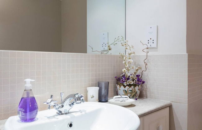 Bright Traditional 1bed Battersea Riverside Apt - Foto 17