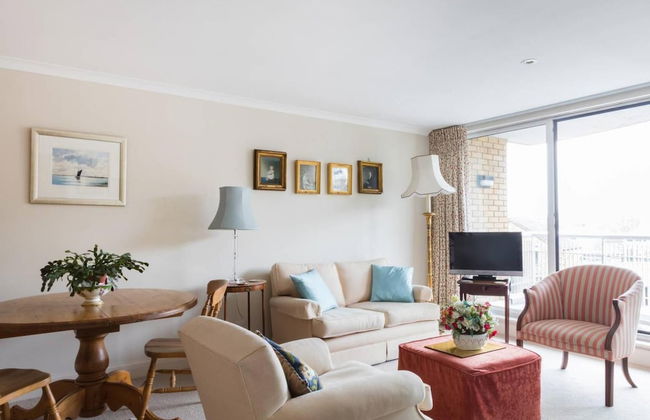Bright Traditional 1bed Battersea Riverside Apt - Foto 2
