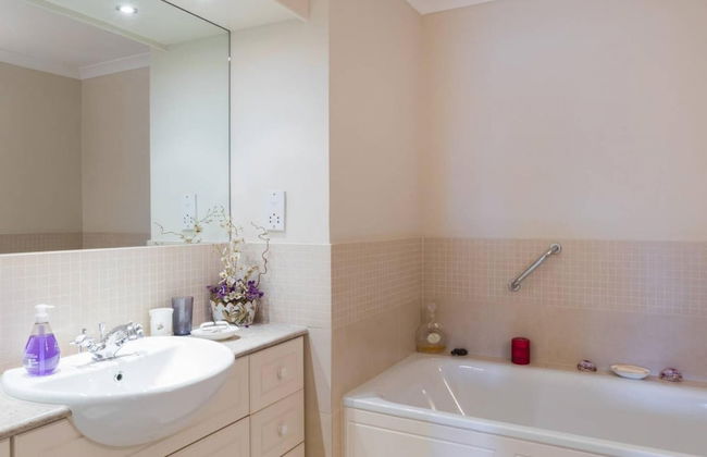 Bright Traditional 1bed Battersea Riverside Apt - Foto 16