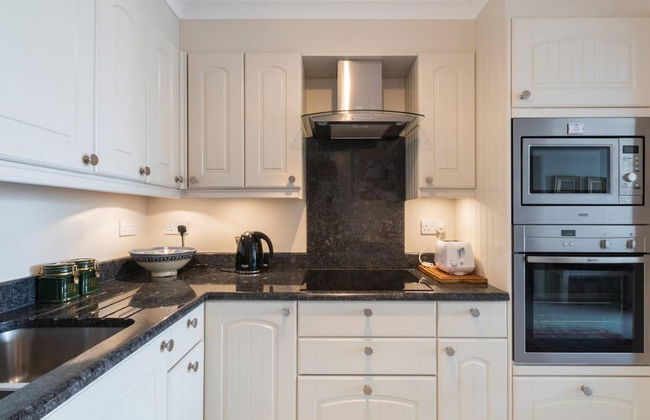 Bright Traditional 1bed Battersea Riverside Apt - Foto 7