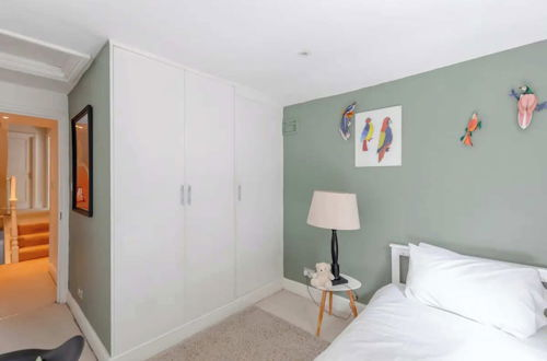 Photo 12 - Lovely 3BD Family-friendly House - Fulham