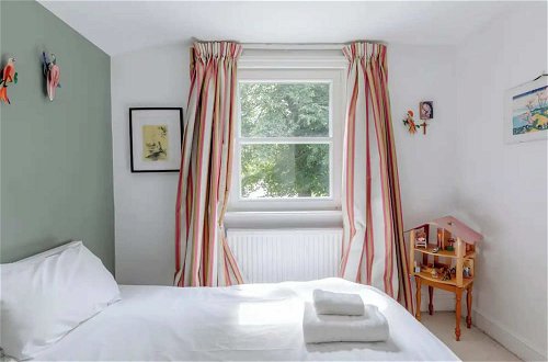 Photo 4 - Lovely 3BD Family-friendly House - Fulham