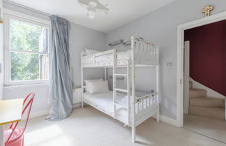 Photo 2 - Lovely 3BD Family-friendly House - Fulham