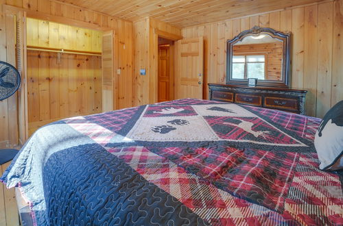 Photo 38 - Dog-friendly West Gardiner Cabin, 12 Mi to Augusta