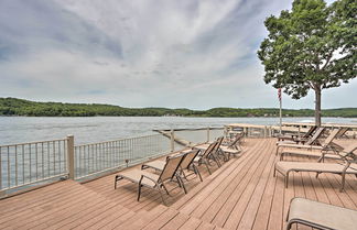 Photo 1 - Modern Condo w/ Screened Balcony & Views