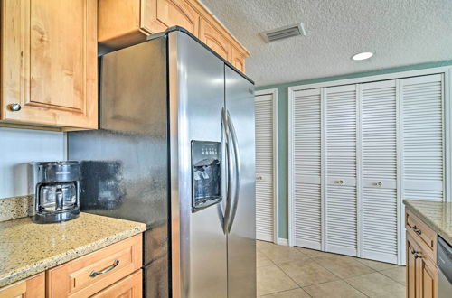 Photo 19 - Coastal Condo w/ Pool, Walk to Clearwater Beach