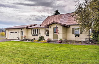 Photo 1 - Farmhouse in Country Setting Near Gravity Hill