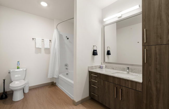 Arlington Modern 2BD 2BA Apartment - Foto 16