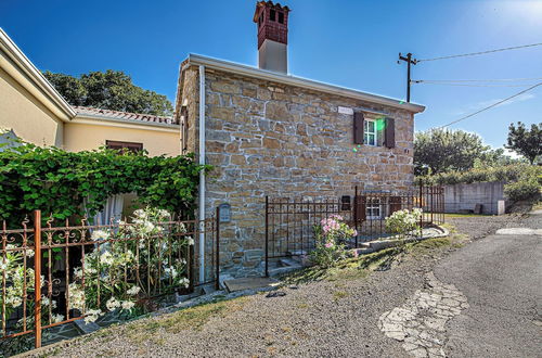 Photo 1 - Istrian Stone House With Hot Tub