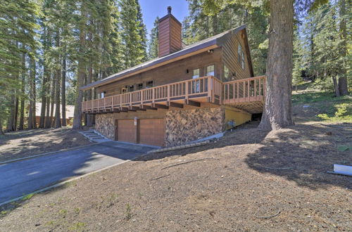 Photo 27 - Truckee Cabin w/ Wraparound Deck & Pool Access