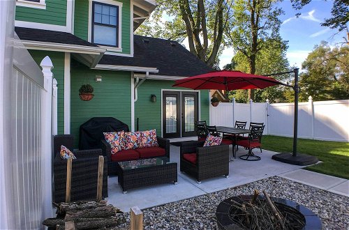 Foto 23 - Renovated Craftsman House w/ Patio & Fire Pit