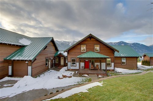 Photo 26 - Dazzling Cle Elum Home w/ Game Room & Fire Pit