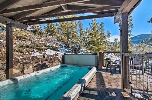 Foto 24 - 1-acre Lake Escape w/ Outdoor Kitchen & Swim Spa