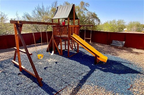 Photo 12 - Tucson Townhome w/ Private Patio & Mtn Views