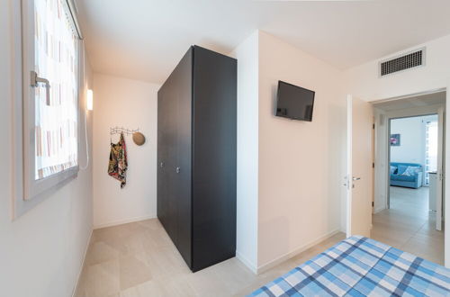 Photo 39 - Stylish Residenza Torre Bianca 2 Bedroom Apartment Sleeps 5