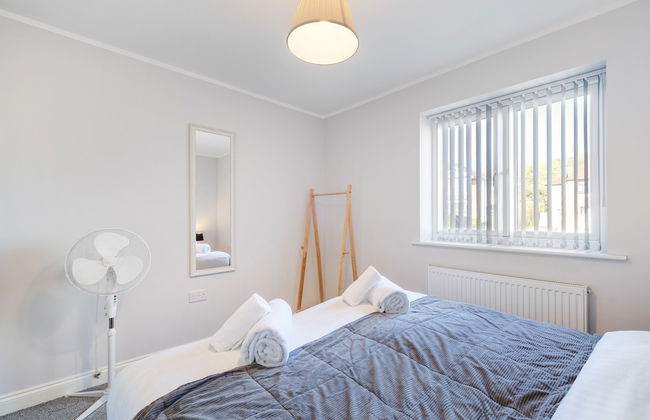 2 Bdrm Penthouse with parking Wycombe - Foto 44